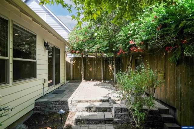 2173 Laurine Ct NE, Salem, OR 97301