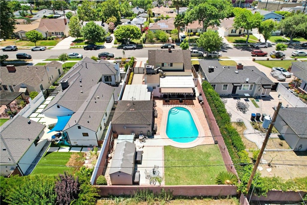 124 S Beachwood, Burbank, CA 91506 — photo 2