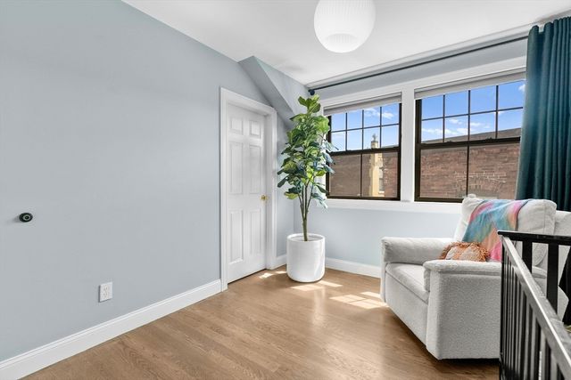 1 Sylvia St 3, Boston, MA 02130