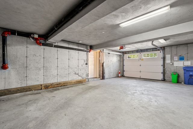 1 Sylvia St 3, Boston, MA 02130