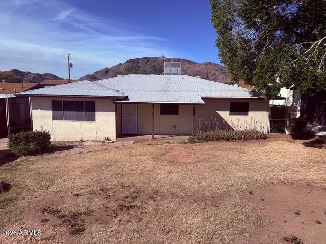 10838 N 12TH Street, Phoenix, AZ 85020