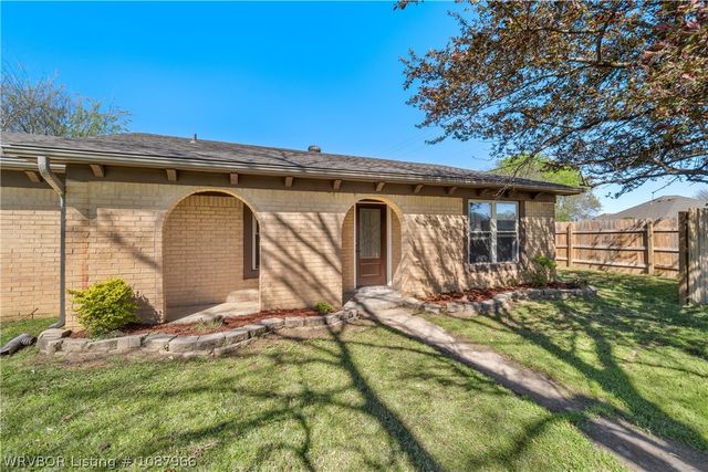 3200 S 94 Circle, Fort Smith, AR 72903