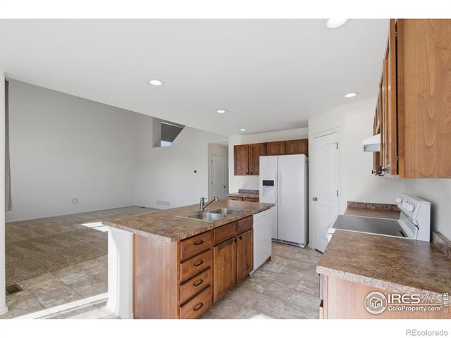 4524 Mountain Sky Street, Johnstown, CO 80534