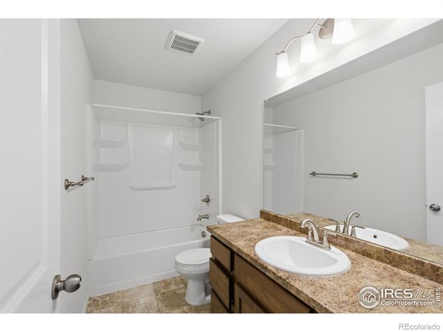 4524 Mountain Sky Street, Johnstown, CO 80534