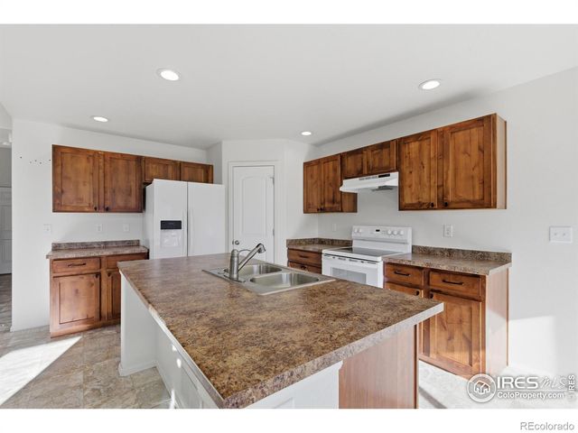 4524 Mountain Sky Street, Johnstown, CO 80534