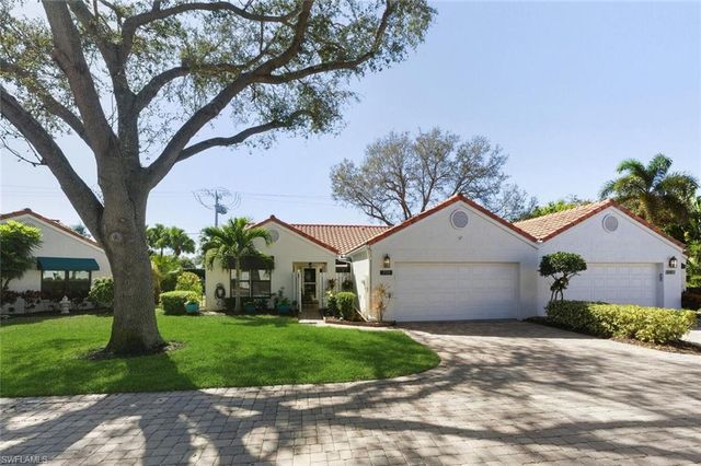 738 Reef Point CIR, Naples, FL 34108