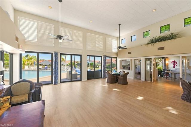 738 Reef Point CIR, Naples, FL 34108