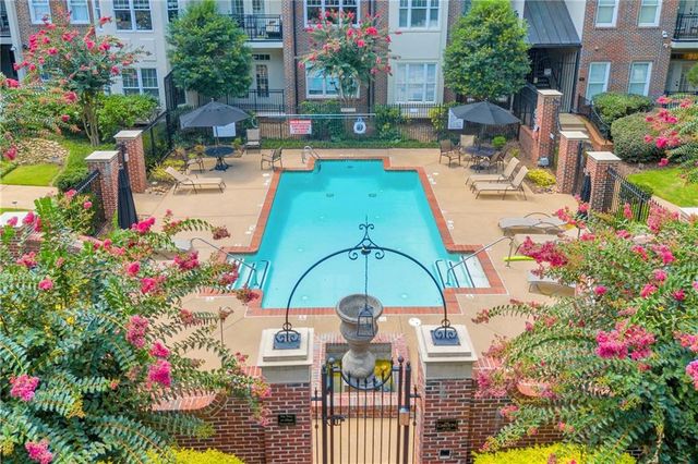 825 Highland Lane NE 1207, Atlanta, GA 30306