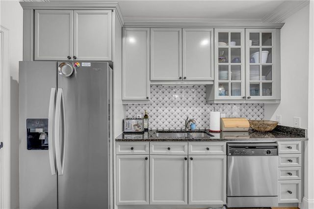 825 Highland Lane NE 1207, Atlanta, GA 30306