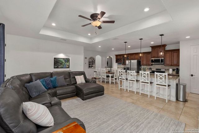 1608 Lake Ridge, Canyon Lake, TX 78133