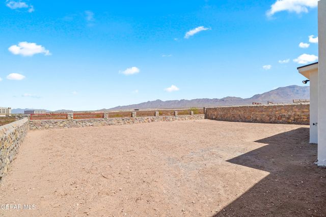 7322 Sidewinder Drive, El Paso, TX 79911