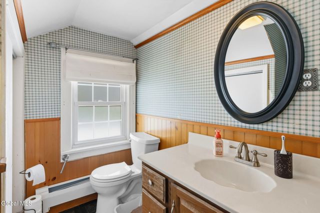 93 Euclid Avenue, Troy, NY 12180