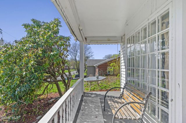 93 Euclid Avenue, Troy, NY 12180