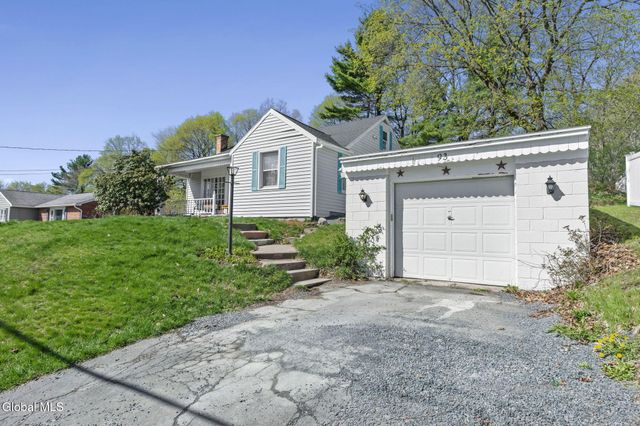 93 Euclid Avenue, Troy, NY 12180