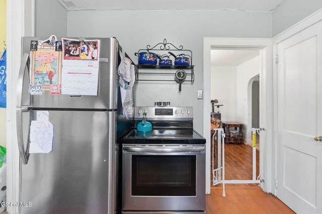 93 Euclid Avenue, Troy, NY 12180