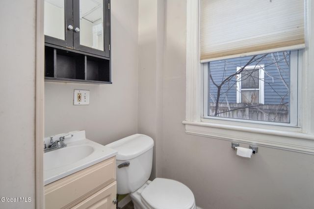 1182-1184 Glenwood Boulevard, Schenectady, NY 12308