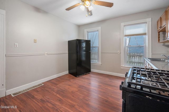 1182-1184 Glenwood Boulevard, Schenectady, NY 12308