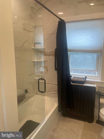 5604 N 7TH ST, Philadelphia, PA 19120