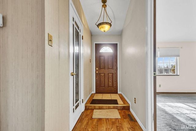 546 W Lois Lane, Bloomington, IN 47403