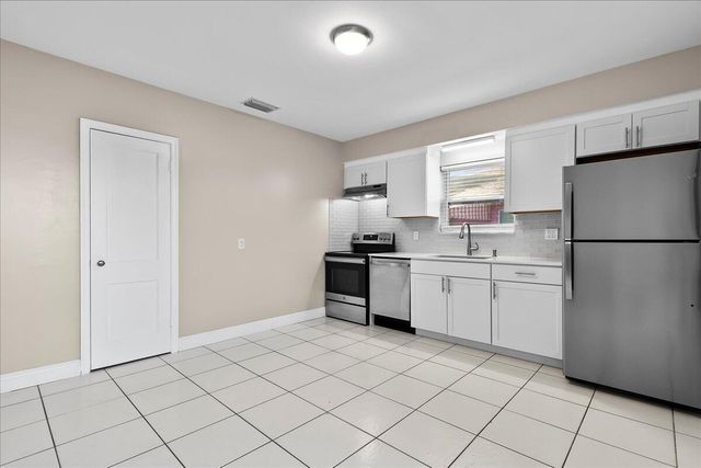 205 Palm Street, Lantana, FL 33462