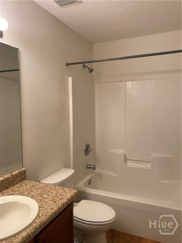 14 Marsh Hen Court, Savannah, GA 31419