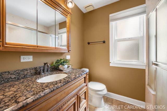 127 W Madison Street, Villa Park, IL 60181