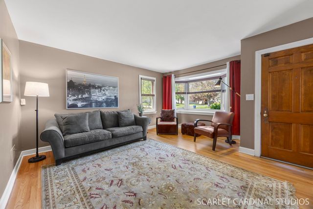 127 W Madison Street, Villa Park, IL 60181