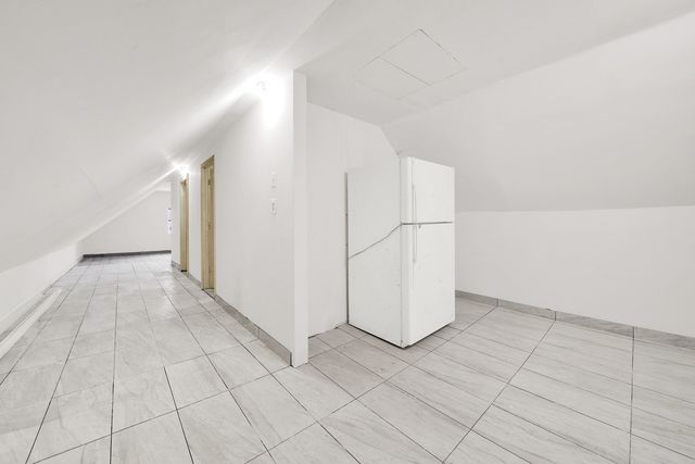 2518 S Claremont Avenue, Chicago, IL 60608