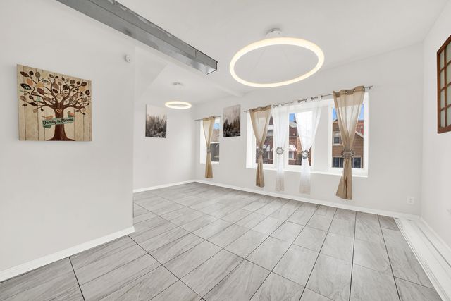 2518 S Claremont Avenue, Chicago, IL 60608