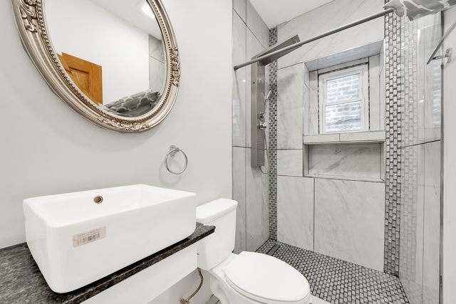 2518 S Claremont Avenue, Chicago, IL 60608