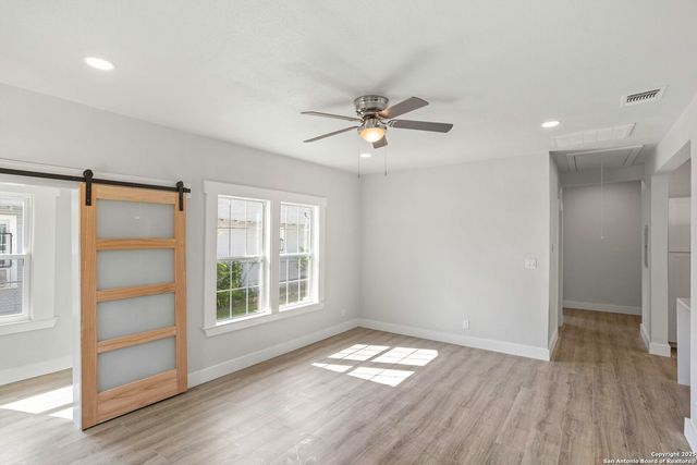 206 E Lambert, San Antonio, TX 78204