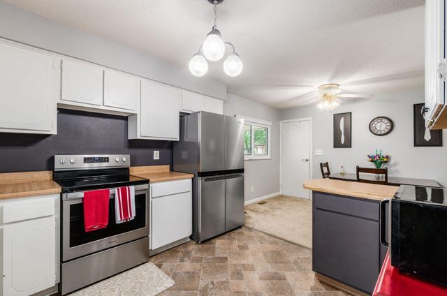 5912 Starcrest Drive, Galloway, OH 43119