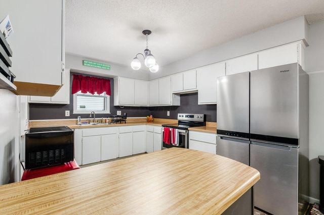 5912 Starcrest Drive, Galloway, OH 43119