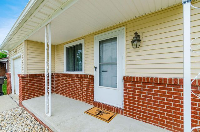 5912 Starcrest Drive, Galloway, OH 43119