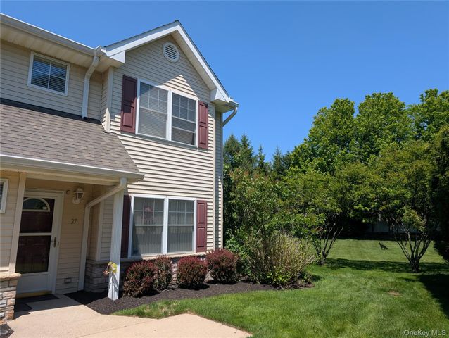 27 Morley Circle, Melville, NY 11747