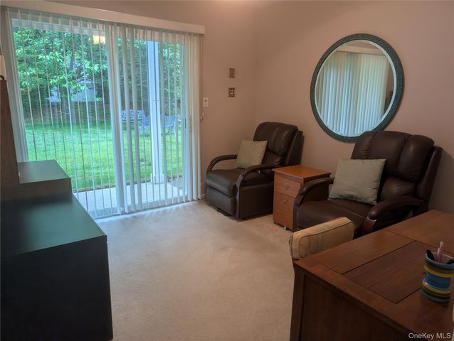 27 Morley Circle, Melville, NY 11747