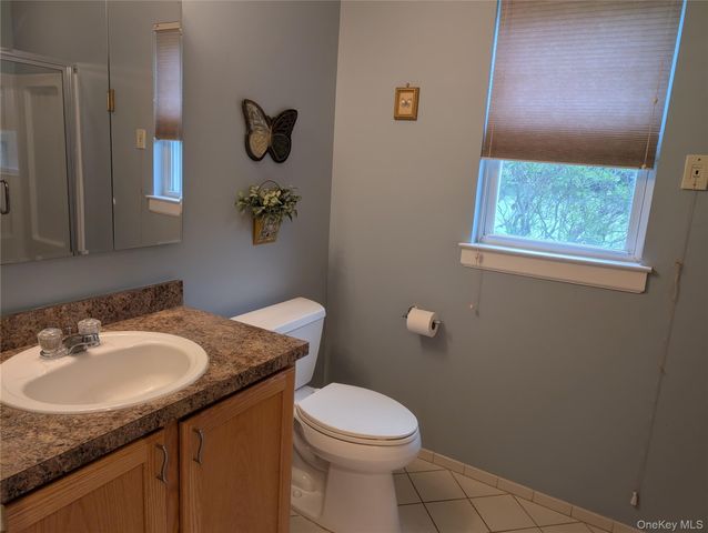 27 Morley Circle, Melville, NY 11747