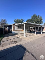 167 GUENEVERE ST #128, North Salt Lake, UT 84054