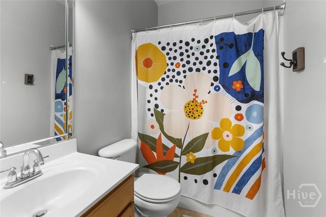 221 Creekside Drive, Arnoldsville, GA 30619