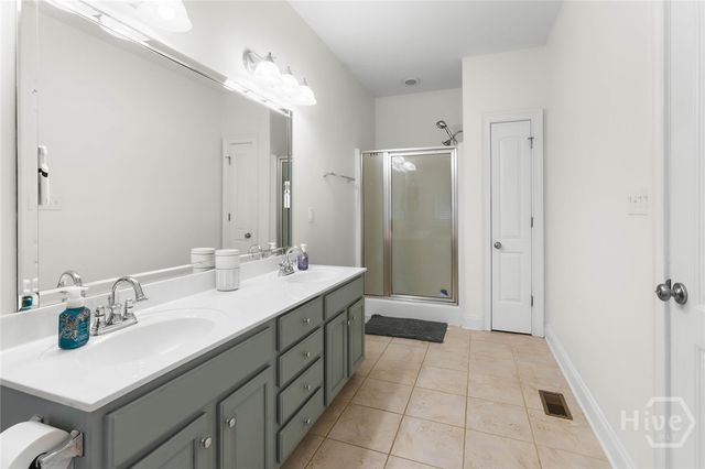 221 Creekside Drive, Arnoldsville, GA 30619