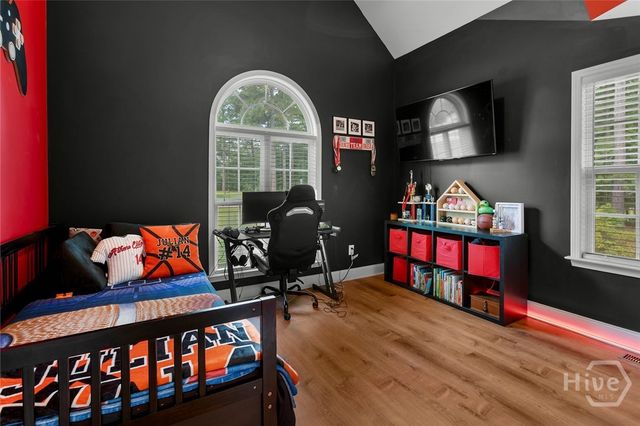 221 Creekside Drive, Arnoldsville, GA 30619