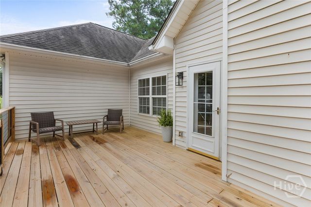 221 Creekside Drive, Arnoldsville, GA 30619