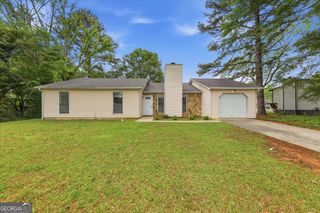 608 Crestmont Court, Jonesboro, GA 30238