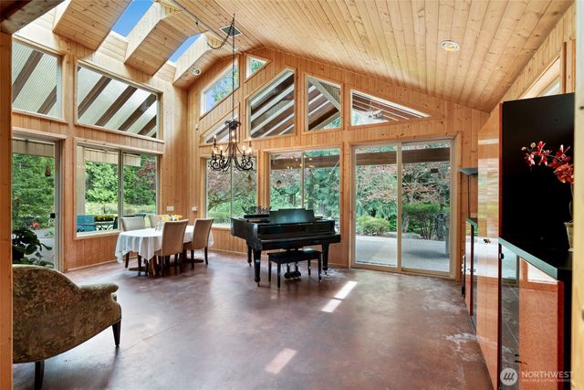25119 NE 18th Street, Sammamish, WA 98074