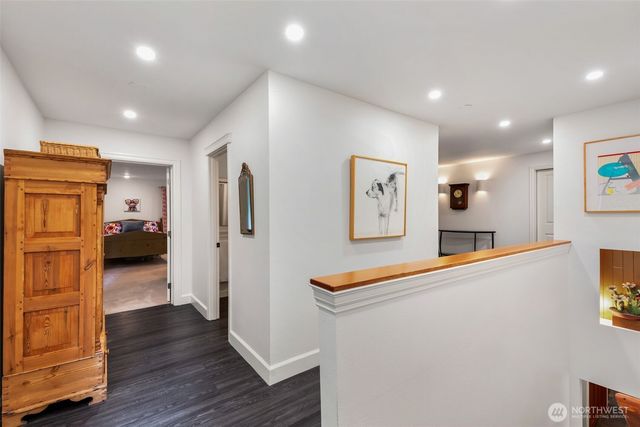 25119 NE 18th Street, Sammamish, WA 98074