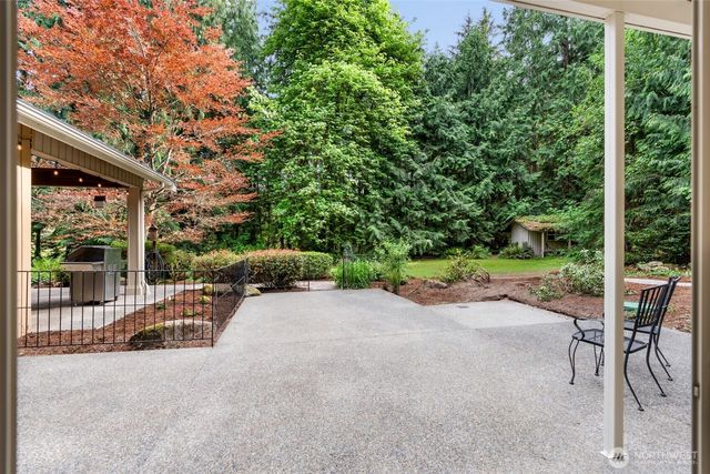 25119 NE 18th Street, Sammamish, WA 98074