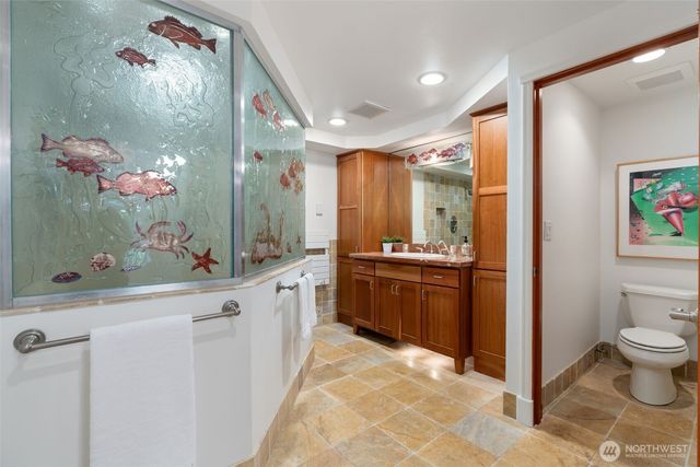 25119 NE 18th Street, Sammamish, WA 98074