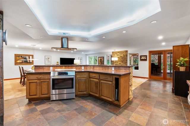 25119 NE 18th Street, Sammamish, WA 98074