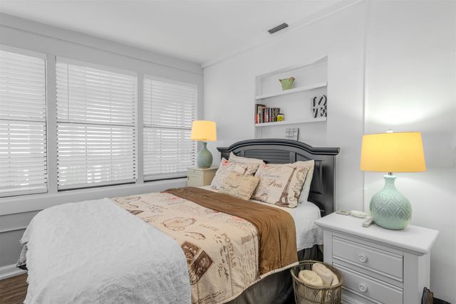 3842 Edgewater Drive, Tallahassee, FL 32310