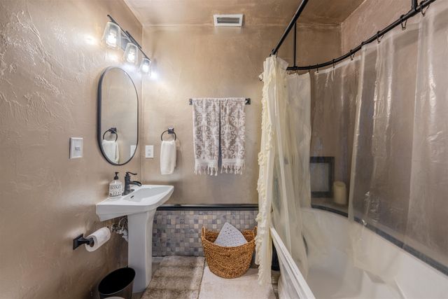 3842 Edgewater Drive, Tallahassee, FL 32310